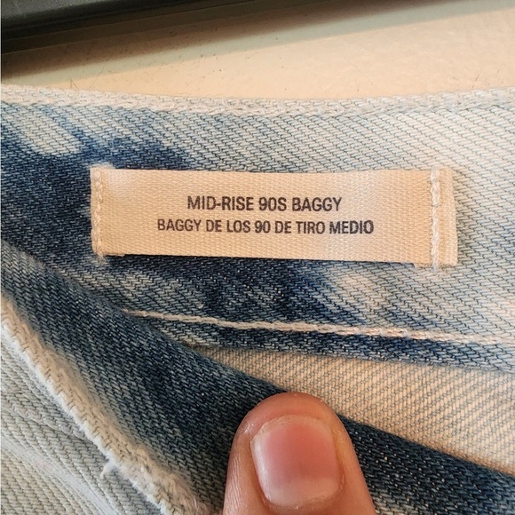 Universal Thread mid rise 90's baggy bleach wash jeans size 0 regular - Picture 4 of 4